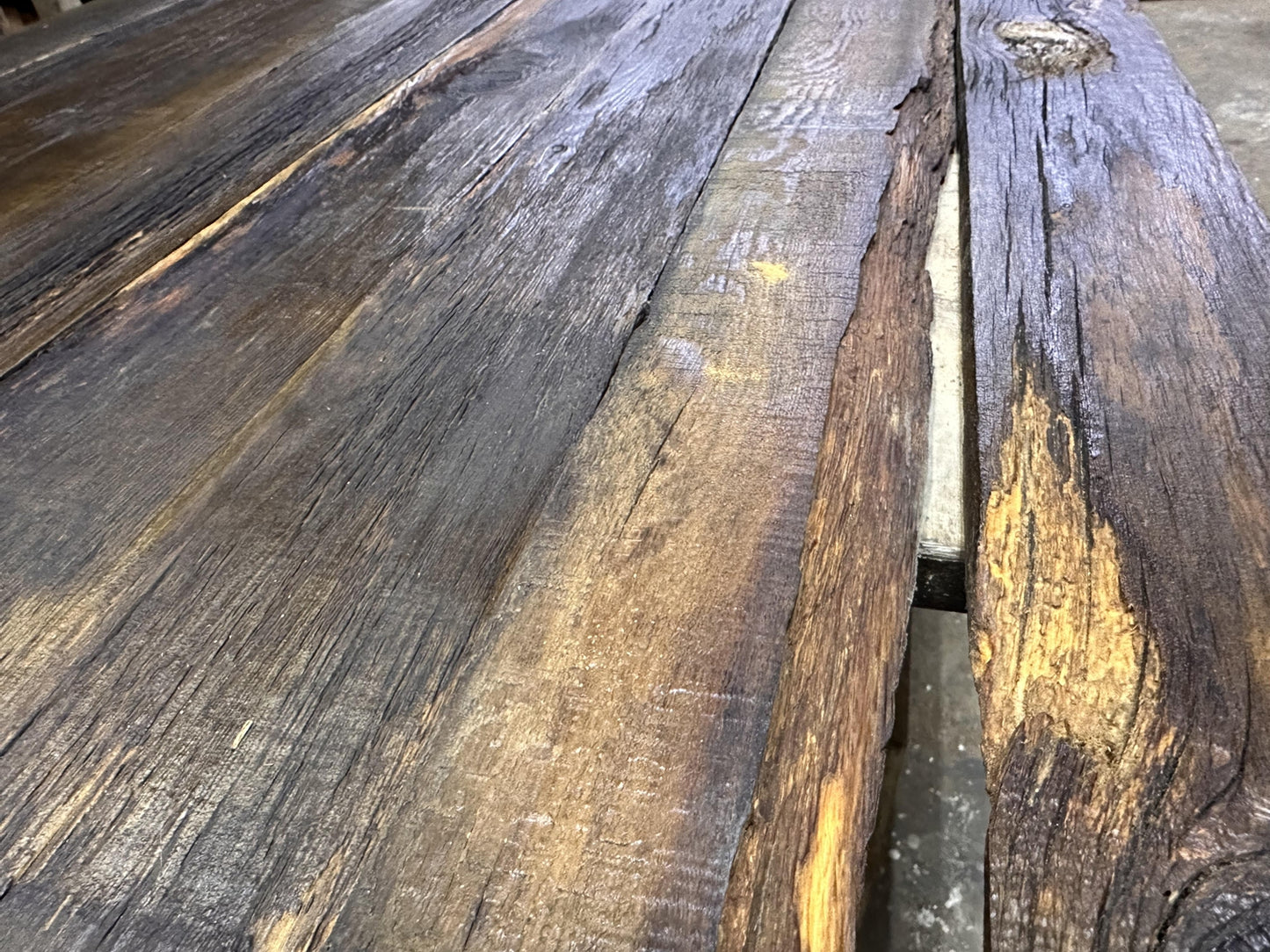 はしけ板古材 ラスティックグレード クリア塗装仕上/サンディング加工 厚15-20mm 幅100-120mm 長さ1900-1930mm
